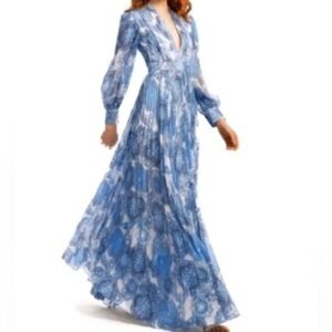 ALICE OLIVIA CHENEY PLEATED MAXI DRESS SIZE 8  Blue Floral Print Size 8